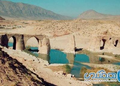 پل کوار یکی از جاذبه های دیدنی استان فارس به شمار می رود
