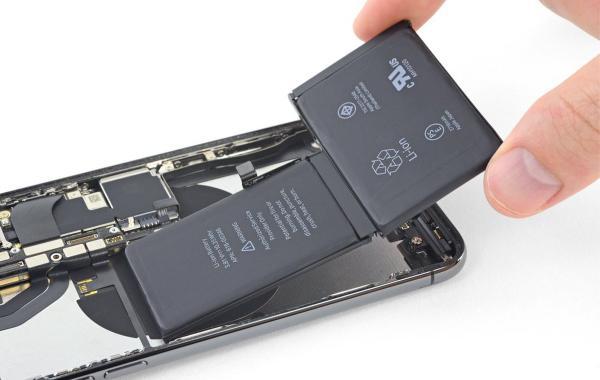تشخیص باتری اصلی آیفون؛ چگونه باتری اصلی اپل را از تقلبی تشخیص دهیم؟تشخیص باتری اصلی آیفون
